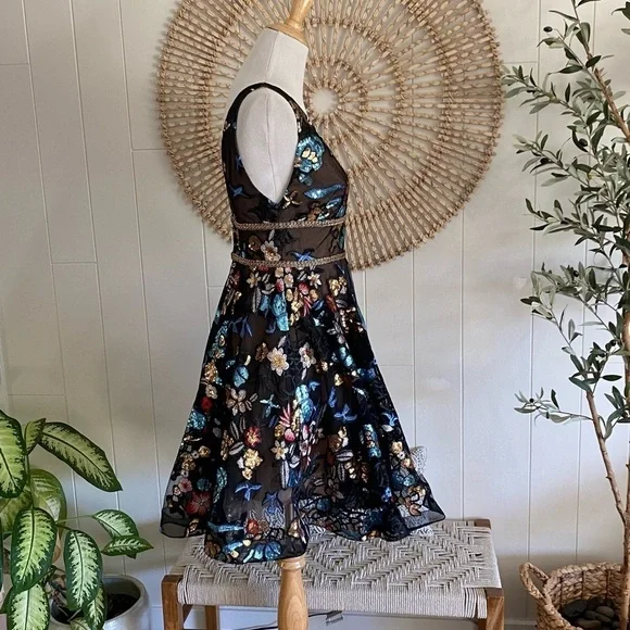 BRONX AND BANCO Paradise Fit-and-Flare Dress Size Medium New with Tags - Picture 6 of 12